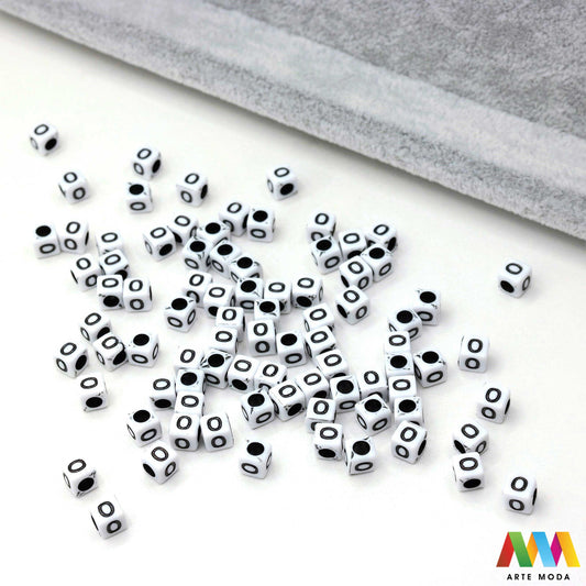 slova brojevi plastične nizanje imenom narukvice prijateljstva dječji nakit personalizirani kockaste perle okrugle abeceda DIY ručni rad izrada mix mješana Stvorite personalizirani nakit s našim plastičnim slovima i brojevima Perle u obliku kocki i krugova idealne su za izradu narukvica s imenom i porukama Lagane su šarene i savršene za dječji nakit i narukvice prijateljstva Lako nizanje za maksimalnu uradi sam zabavu arte moda repromaterijal