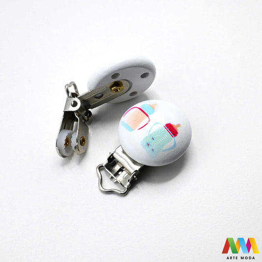 metalne kopče drvene za dude pribor bebe djeca personalizirane repromaterijal duda beba drveni element Bočica Savršen izbor za izradu sigurnih i jedinstvenih duda za vaše najmlađe Kombinacija izdržljivog metala i toplog drveta daje ovim kopčama elegantan izgled i čini ih idealnim za personalizaciju Naše kopče su sigurne za djecu bez oštrih rubova i izrađene od kvalitetnih materijala