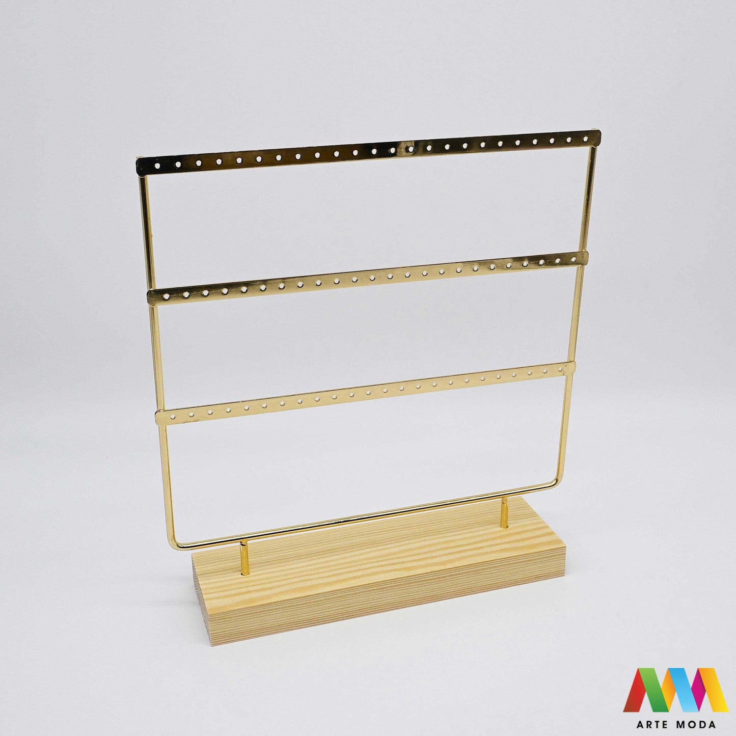 stalci za naušnice naušnica drveni metalni plišani organizator držač izlaganje nakita oprema butik prezentacija elegantni luksuzni vitrine Istaknite ljepotu svake naušnice uz elegantnih i funkcionalnih stalaka klasičnih drvenih stalaka presvučenih mekanim plišom luksuznu pozadinu i štite nakit te modernih metalnih stalaka čistih linija za minimalistički ili industrijski izgled za trgovine izložbe ili organizaciju kod kuće naši stalci osiguravaju da vaše naušnice budu u centru pažnje arte moda repromaterijal