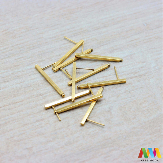 iglice za naušnice udice nehrđajući čelik kirurški materijal izrada nakita hipoalergenski naušnica materijal uradi sam alke pikavci pikavac iglica repromaterijal čelični baza igle pločica bazu za izradu naušnica Naše iglice od nehrđajućeg čelika kirurški čelik savršene su za vas Hipoalergene su sigurne za osjetljivu kožu ne hrđaju i ne mijenjaju boju Lako se kombiniraju s perlama privjescima poludragi kamenom cirkonima ili biserima  izradite trajne unikatne i elegantne naušnice arte moda repromaterijal