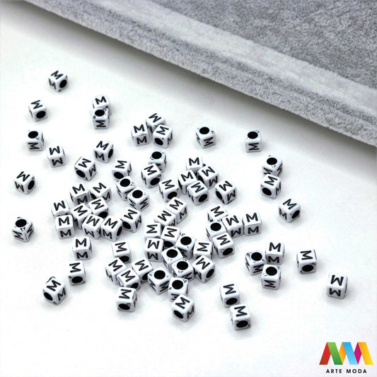 slova brojevi plastične nizanje imenom narukvice prijateljstva dječji nakit personalizirani kockaste perle okrugle abeceda DIY ručni rad izrada mix mješana Stvorite personalizirani nakit s našim plastičnim slovima i brojevima Perle u obliku kocki i krugova idealne su za izradu narukvica s imenom i porukama Lagane su šarene i savršene za dječji nakit i narukvice prijateljstva Lako nizanje za maksimalnu uradi sam zabavu arte moda repromaterijal