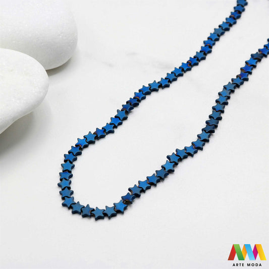 hematit krvavi kamen poludragi mineral metalni sjaj kvarc zrcalo kristal prirodni metalik meditacija zaštita repromaterijal Hematit (ili krvavi kamen) je prirodni mineral smeđe sive ili crne boje karakteriziran prisustvom hladnog metalnog sjaja Vjeruje se da pomaže u jačanju volje samopouzdanja i povezanosti s majkom zemljom Nakit izrađen od njega fascinira svojim tajanstvenim zrcalnim sjajem