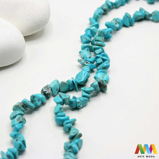 poludragi kamen čips kamenčići nakit diy ručni rad prirodni mineral kristal Tirkiz Mali komadići prirodnog kamena različitih boja i tekstura idealni za izradu nakita dekoracija i umjetničkih projekata U našoj ponudi pronaći ćete široki izbor čipsa od popularnih poludragih kamenja poput ahata tirkiza ametista i mnogih drugih