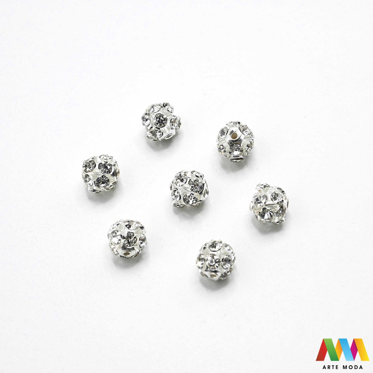 shamballa disco kugle kristalne perle sjajne kuglice cirkoni glamur nakit izrada narukvica DIY svjetlucavo šarene pave s kristalima za svjetlucave narukvice materijal ogrlice Dodajte dozu glamura svojim kreacijama su prekrivene stotinama sitnih kristala koji pružaju efekt Ove svjetlucave perle su idealne za izradu popularnih elegantnih naušnica i upečatljivih ogrlica Dostupne u širokoj paleti boja naše kristalne kuglice osigurat će da vaš uradi sam nakit bude u centru pažnje arte moda repromaterijal