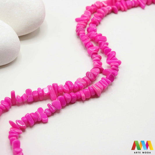 poludragi kamen čips kamenčići nakit diy ručni rad prirodni mineral kristal Ahat Mali komadići prirodnog kamena različitih boja i tekstura idealni za izradu nakita dekoracija i umjetničkih projekata U našoj ponudi pronaći ćete široki izbor čipsa od popularnih poludragih kamenja poput ahata tirkiza ametista i mnogih drugih