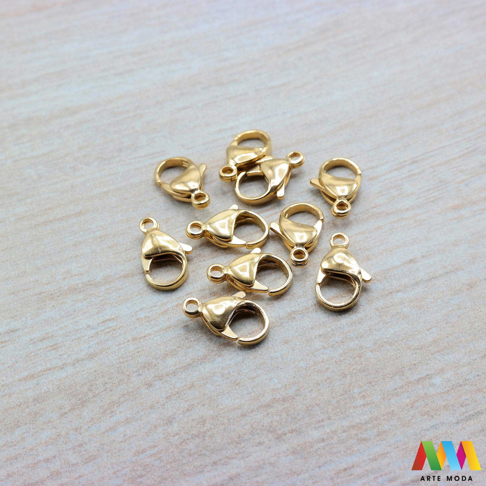 repromaterijal čelični kopče za nakit izradu nehrđajući čelik nakit pribor DIY nakit ogrlice narukvice lančiće nakitni elementi ručni rad čelične inox kopča zatvarači završeci karabin kreacije izdržljivih i elegantnih kopči od nehrđajućeg čelika klasična karabin kopča praktična magnetska kopča ili neki drugi model naše kopče sigurno zatvaranje i profesionalan izgled vašim narukvicama ogrlicama i lančićima DIY nakit kvaliteta koja traje otporna je na koroziju i hipoalergena arte moda repromaterijal