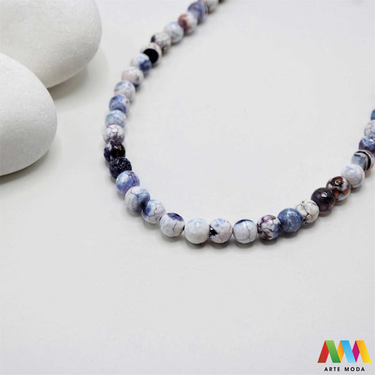 poludragi kamen ahat kristal kalcedon polu dragi poludrago kamenje dragulj mineral kvarc Ahat je jedan od najrasprostranjenijih kristala na planeti Ahat spada u grupu kalcedona izrazito je dekorativan te se od njega izrađuje lijepi nakit i ukrasni predmeti U Hrvatskoj je poznati Lepoglavski Ahat s brda Gaveznica