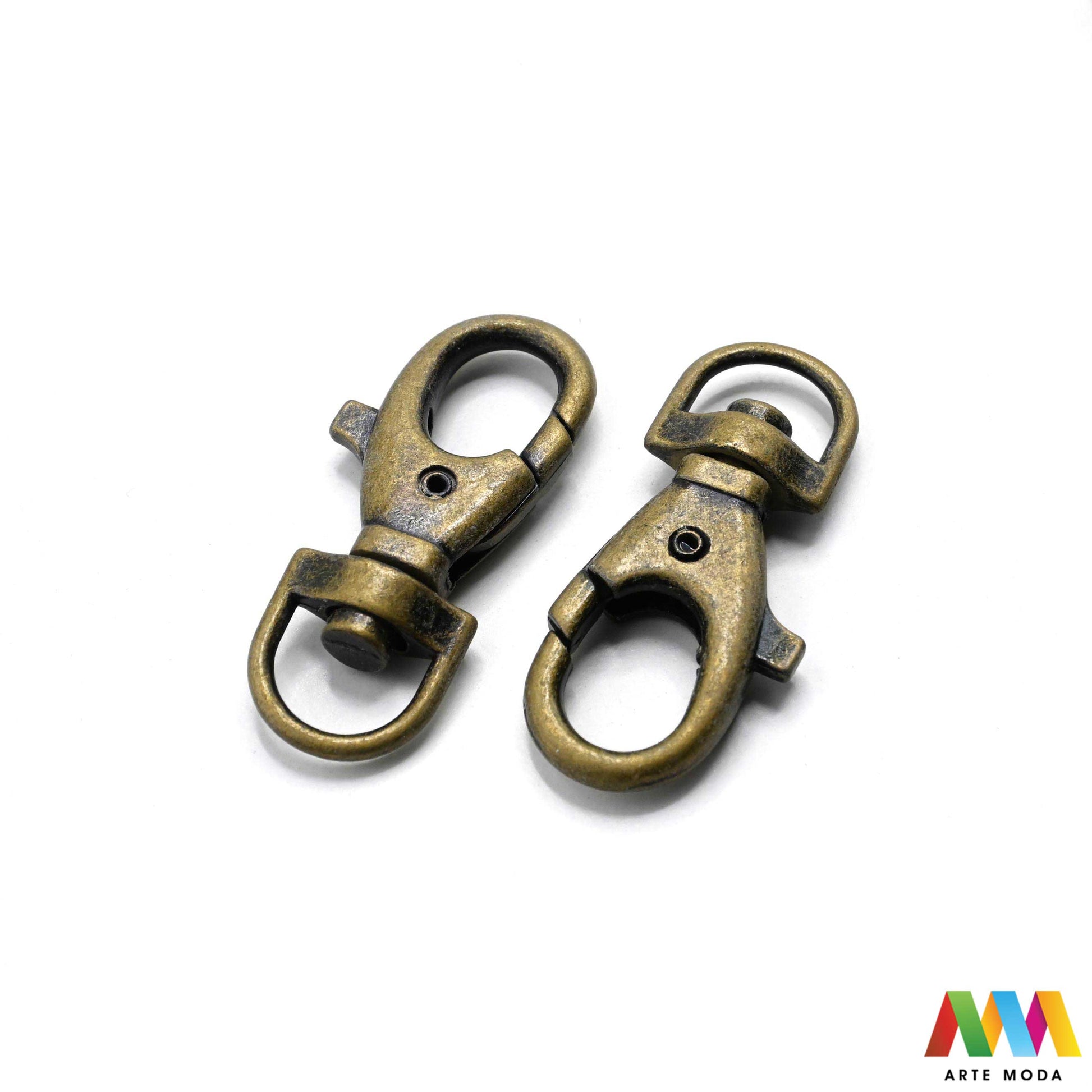 kopče metalne karabiner togl magnet kukice narukvice ogrlice zatvarači nakit DIY metalni pribor spajanje nakita srebrne zlatne karabin magnetne završne kopča narukvica ogrlica Osigurajte svoj nakit Metalne kopče su esencijalne za sigurno završavanje ogrlica i narukvica Birajte između karabin kopči pouzdanost magnetnih kopči lakoća i togl kopči stil Kvalitetni zatvarači u raznim bojama temelj svakog uradi sam nakit projekta arte moda repromaterijal