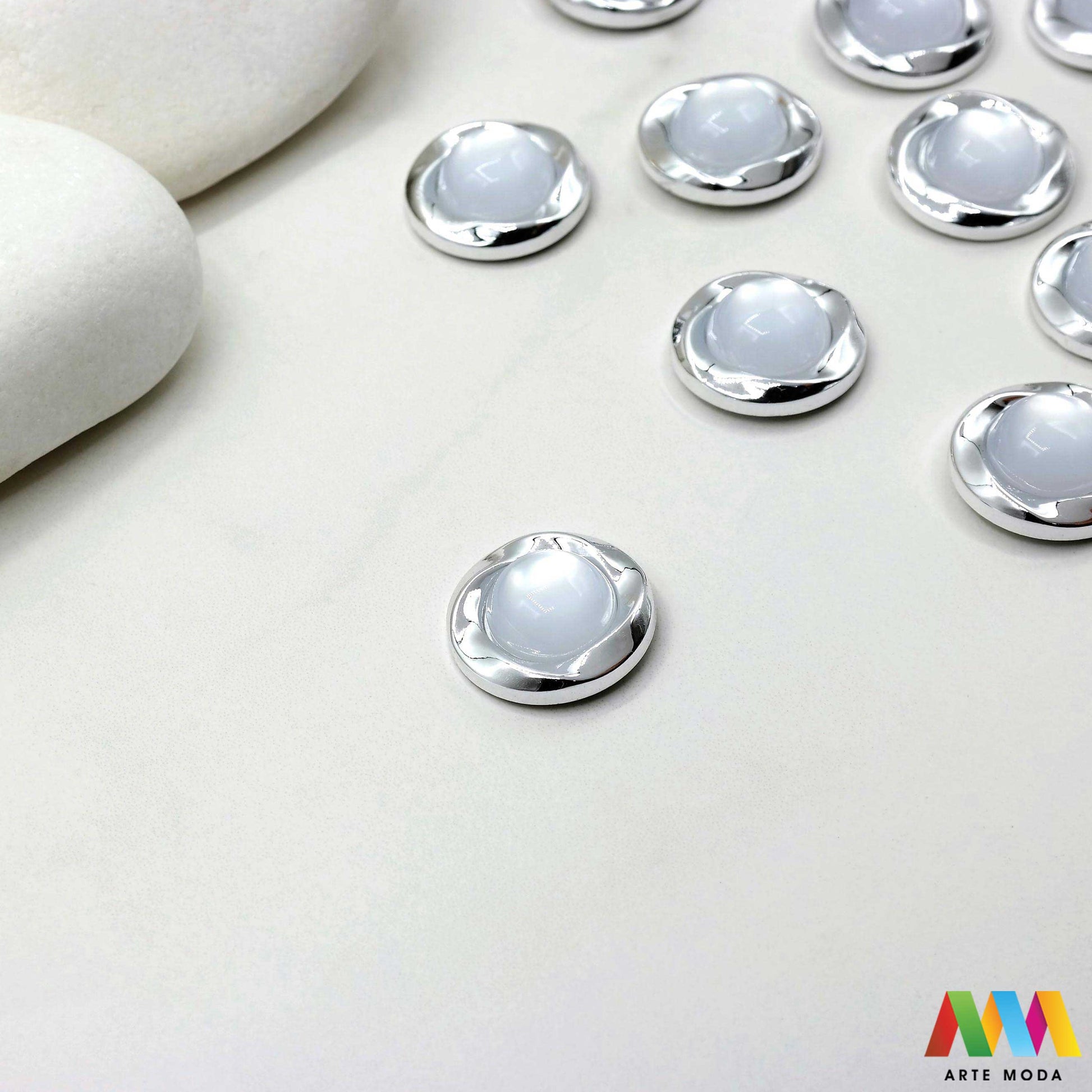 Plastični gumbi gumb koji se koriste koristi za ukrašavanje ljepljenje na površinu ljepiti modnih dodataka poput rajfova rajf remena remen kruna krune modni dodatak i izradu nakita plastičan narukvica ogrlica nanožnica prstena prsten od plastike