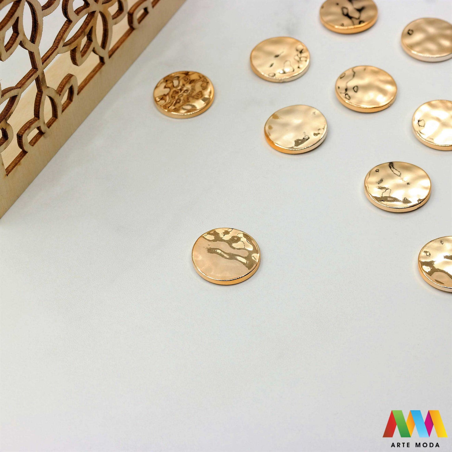 Plastični gumbi gumb koji se koriste koristi za ukrašavanje ljepljenje na površinu ljepiti modnih dodataka poput rajfova rajf remena remen kruna krune modni dodatak i izradu nakita plastičan narukvica ogrlica nanožnica prstena prsten od plastike