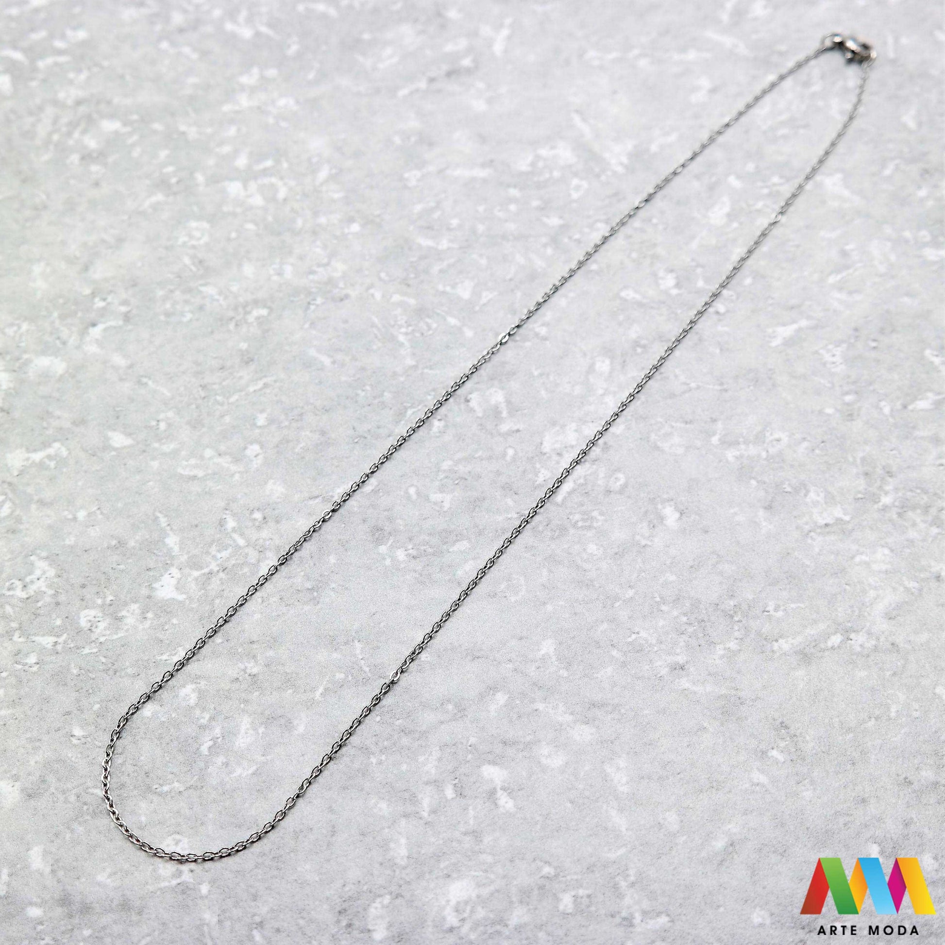 lanac lanci čelik repromaterijal čelični ogrlice ogrlica nehrđajući gotovi gotov lanac izrađen od nehrđajućeg čelika 316L i dužine od 50 centimetara koristi se za izradu ogrlica te dolazi s kopčom i alkicama