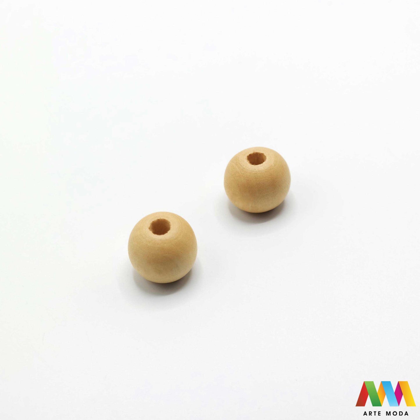 drvo drveni element elementi za izradu nakita za nizanje drvene perle perla kugla kocka izrađeni od drvenog materijala koji se koriste za nizanje i ukrašavanje modnih dodataka te izradu nakita poput narukvica, nanožnica ili ogrlica