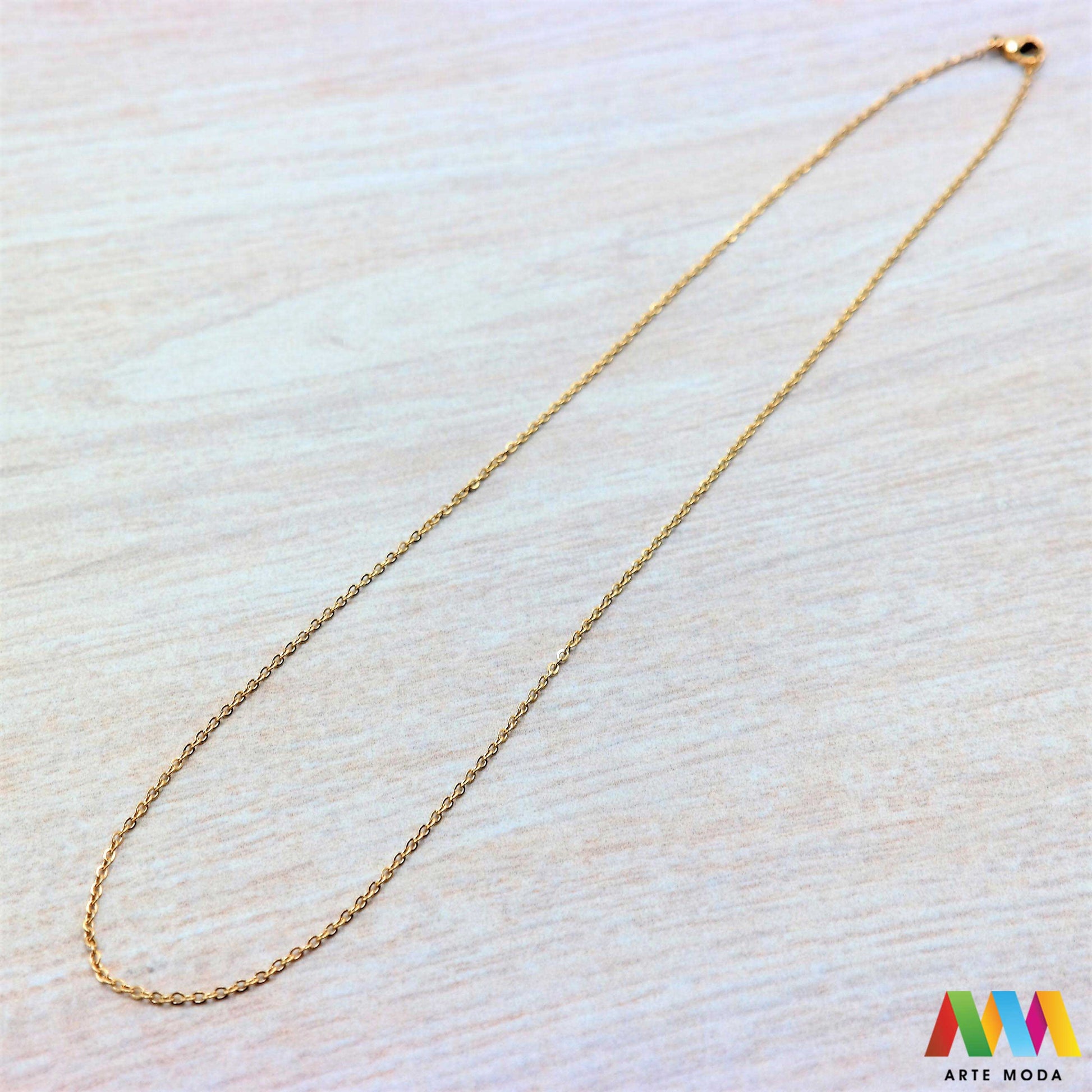 lanac lanci čelik repromaterijal čelični ogrlice ogrlica nehrđajući gotovi gotov lanac izrađen od nehrđajućeg čelika 316L i dužine od 50 centimetara koristi se za izradu ogrlica te dolazi s kopčom i alkicama