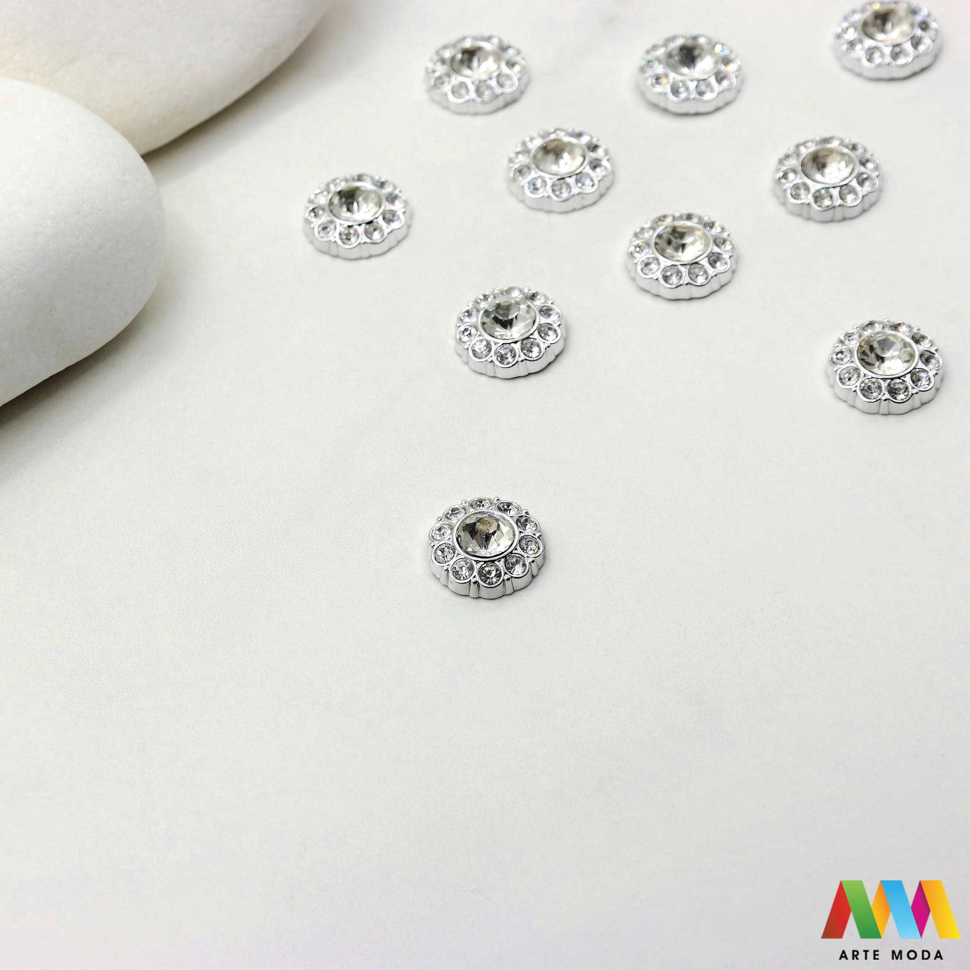 Plastični gumbi gumb koji se koriste koristi za ukrašavanje ljepljenje na površinu ljepiti modnih dodataka poput rajfova rajf remena remen kruna krune modni dodatak i izradu nakita plastičan narukvica ogrlica nanožnica prstena prsten od plastike